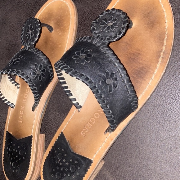 Sandals - Picture 1 of 4